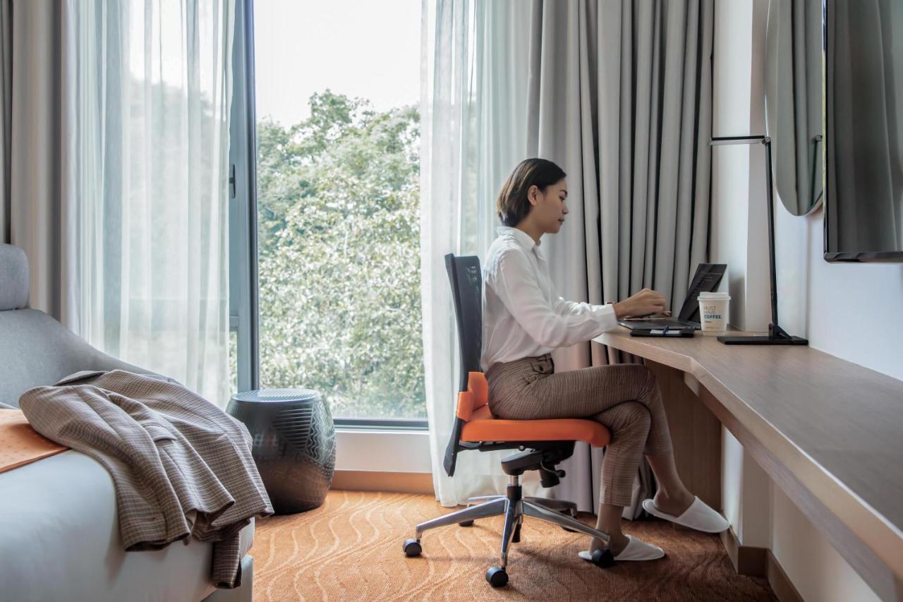 Holiday Inn Express Kota Kinabalu City Centre By Ihg Экстерьер фото