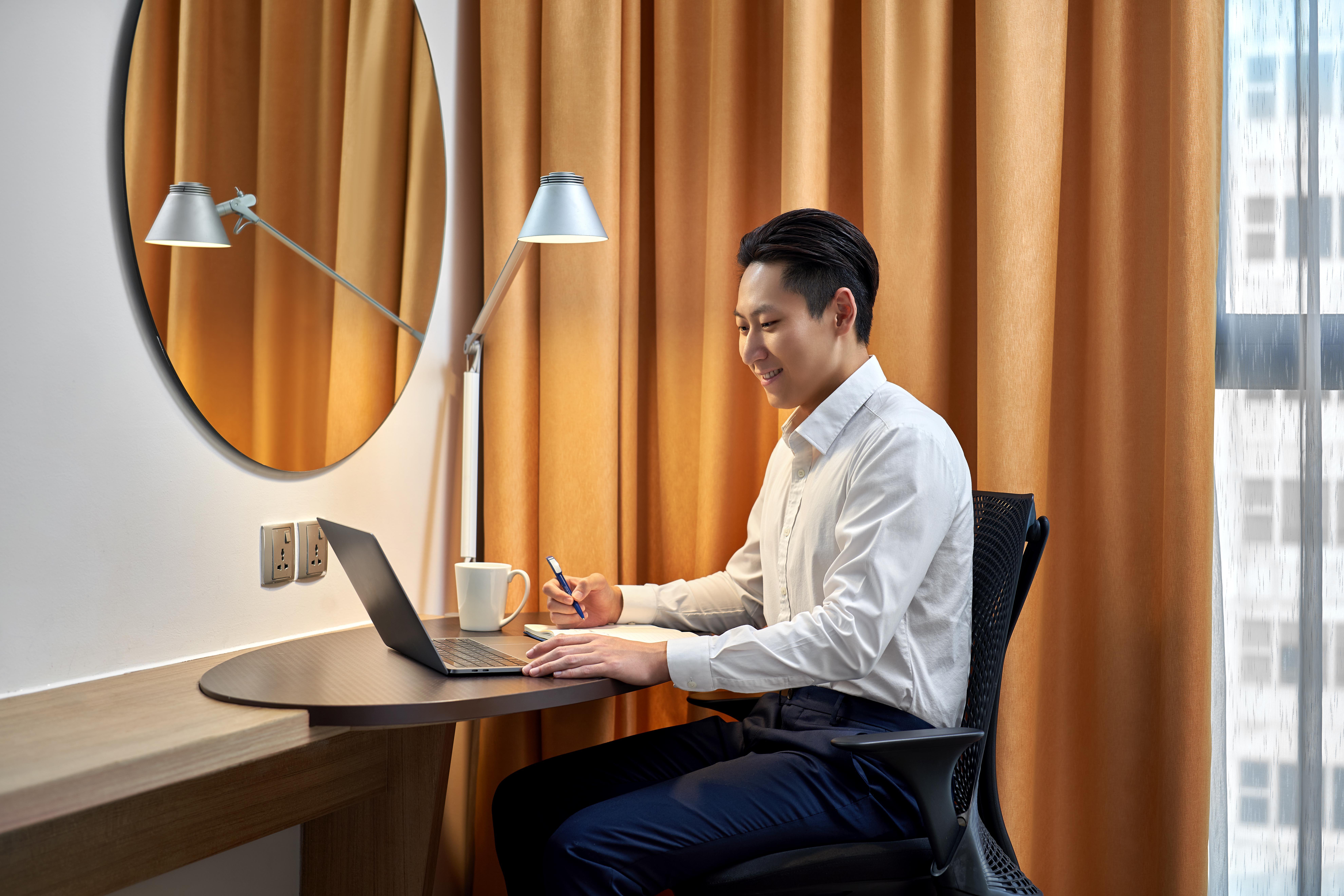 Holiday Inn Express Kota Kinabalu City Centre By Ihg Экстерьер фото